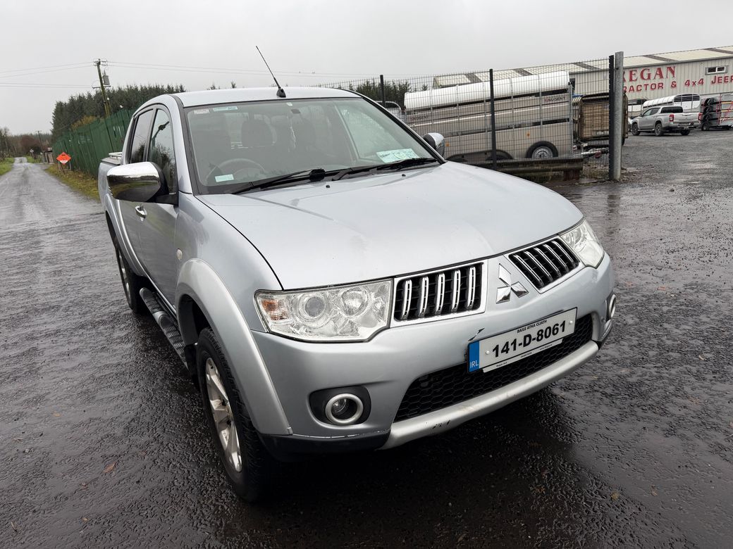 2014 Mitsubishi L200