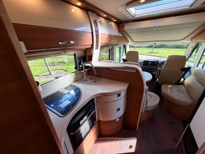 2022 CARTHAGO  CHIC C-LINE 4.9 LEL  R.H.D AUTO C1 REQUIRED 