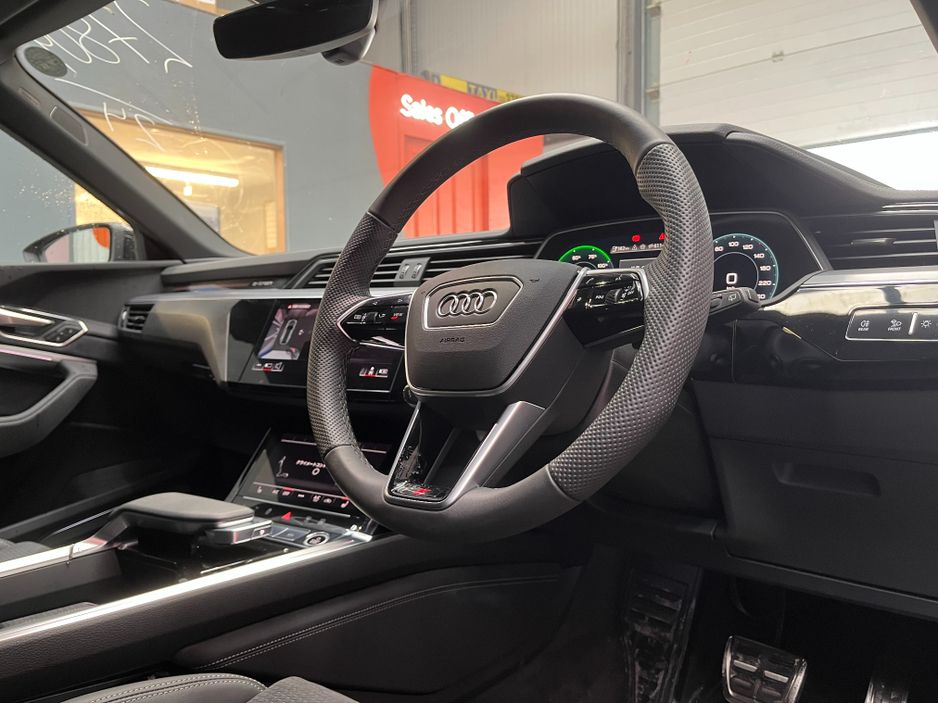 2024 Audi Q8 e-tron