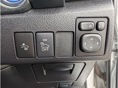 2016 Toyota Auris