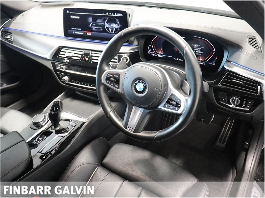 2021 BMW 5 Series