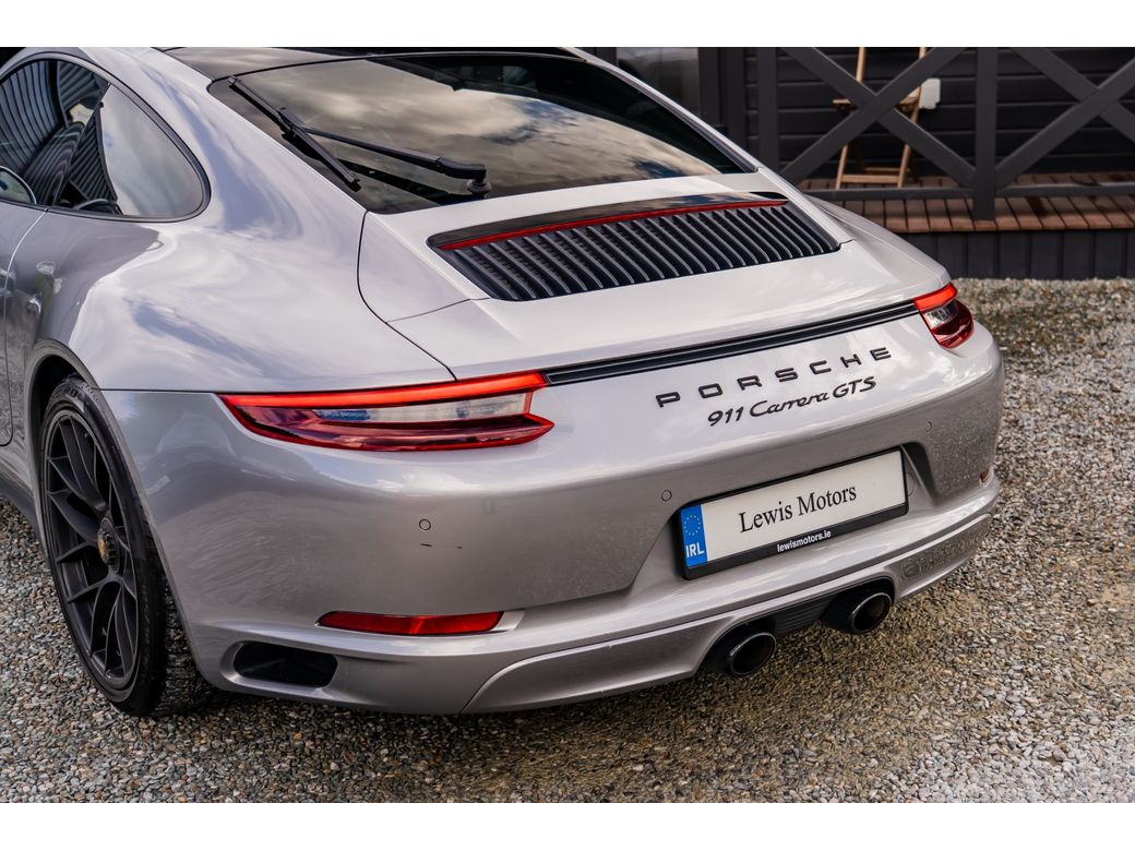 2017 Porsche 911