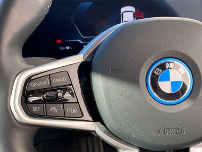 2025 BMW i4