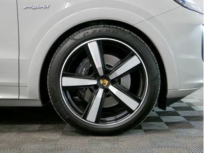 2024 Porsche Cayenne