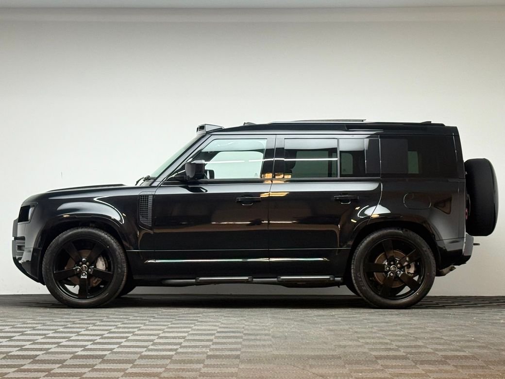 2025 Land Rover Defender