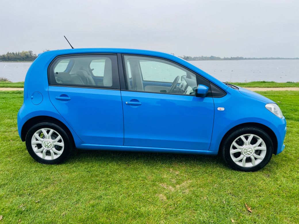 2015 Volkswagen up!