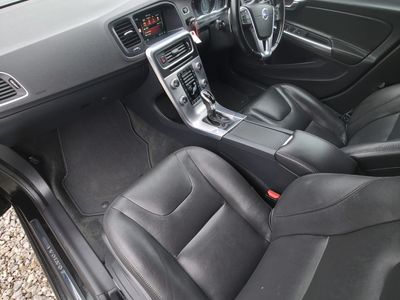 2017 Volvo V60
