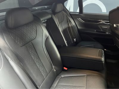 2016 BMW 7 Series