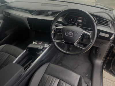 2022 Audi e-tron