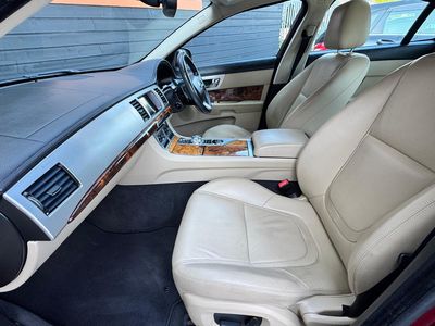 2014 Jaguar XF