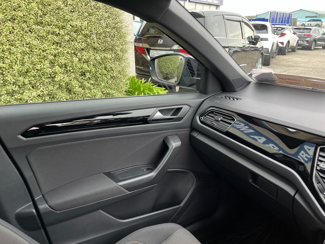 2022 Volkswagen T-Roc