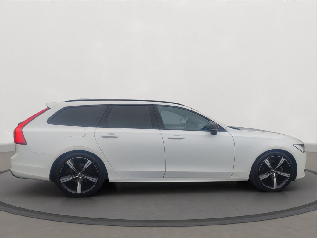 2020 Volvo V90
