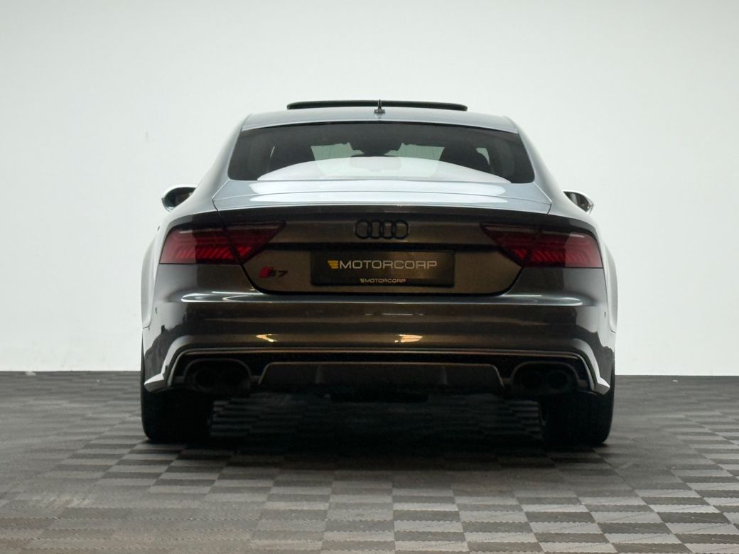 2016 Audi S7