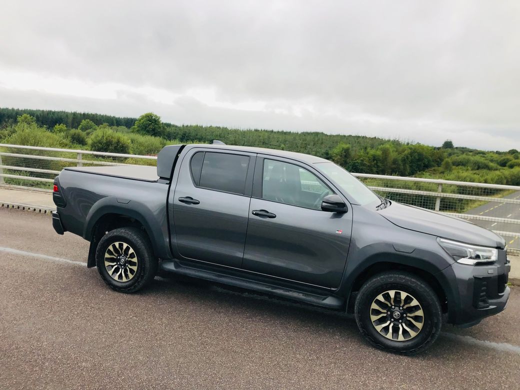 2023 Toyota Hilux