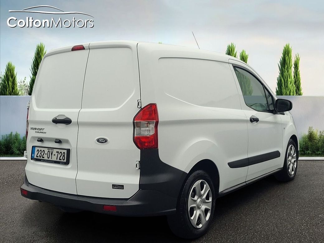 2023 Ford Transit Courier