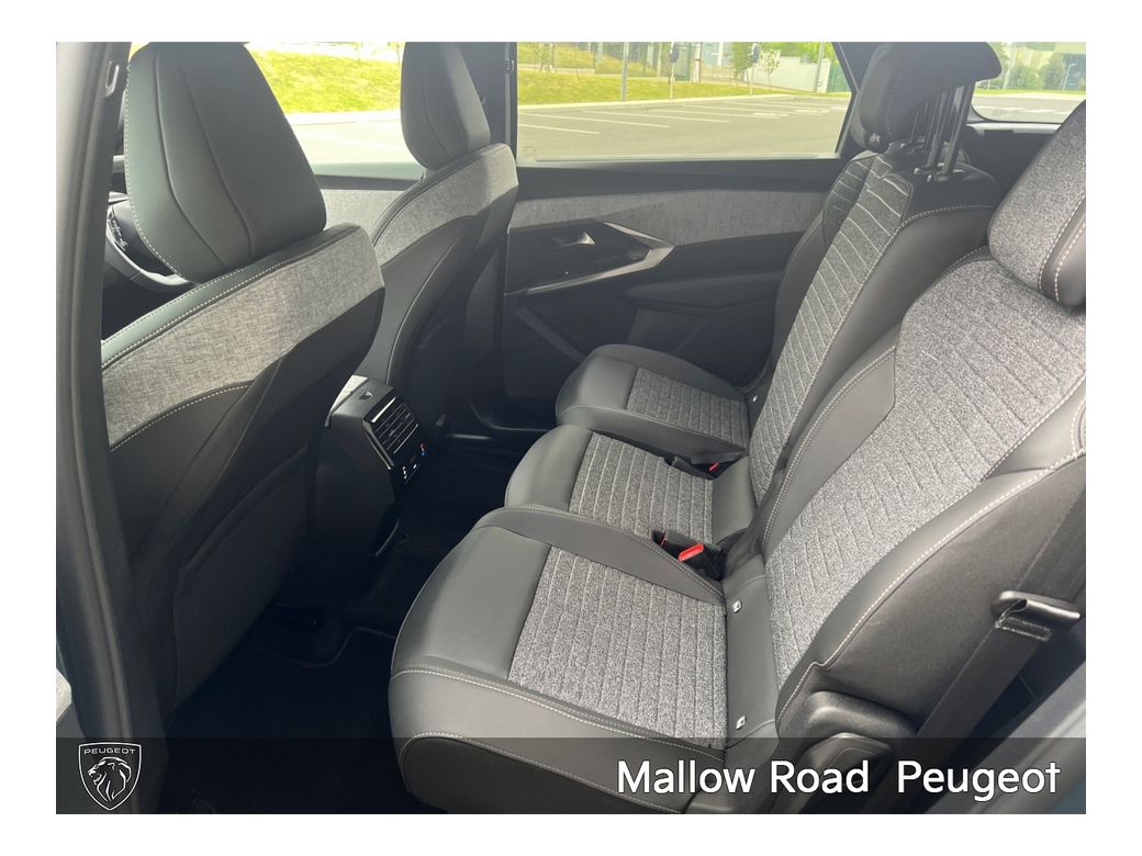 2025 Peugeot 5008
