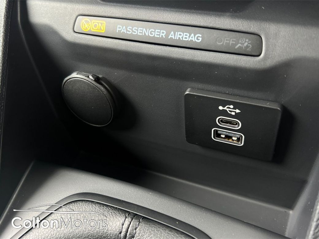 2025 Ford Transit Courier
