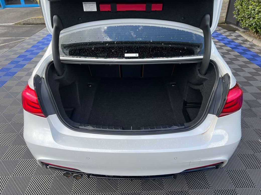 2018 BMW 3 Series