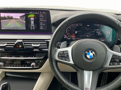 2022 BMW 5 Series