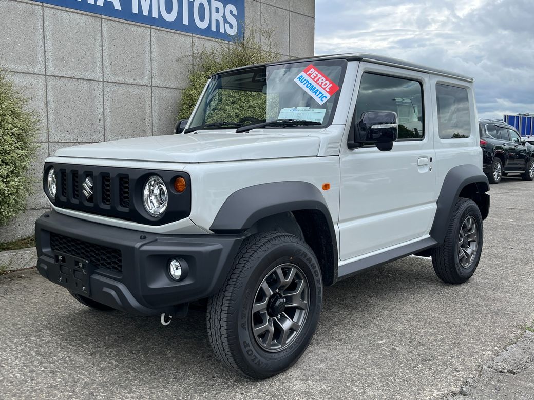 2025 Suzuki Jimny
