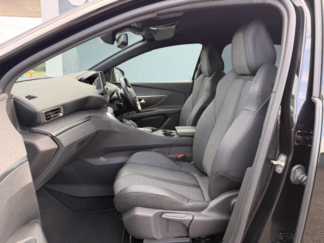 2023 Peugeot 3008