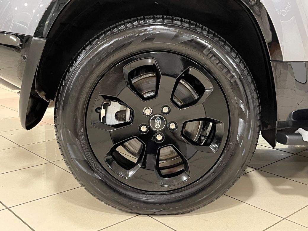 2023 Land Rover Defender