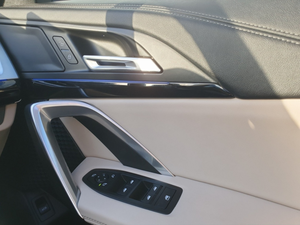 2024 BMW iX1