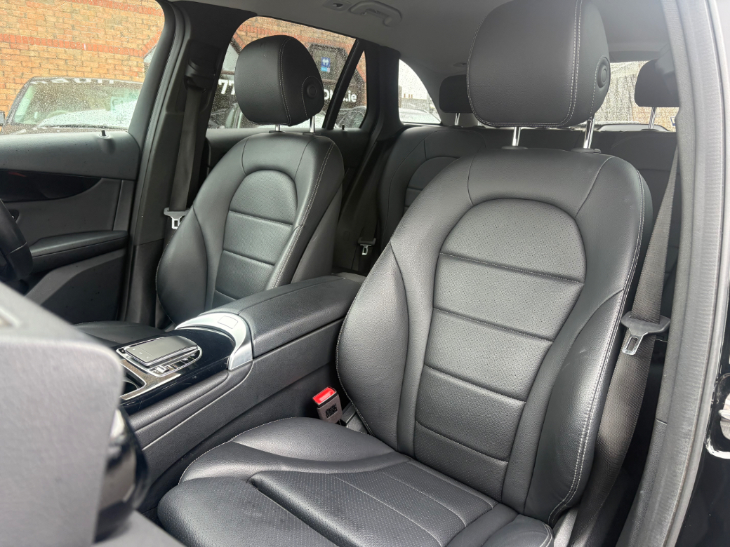 2022 Mercedes-Benz GLC Class
