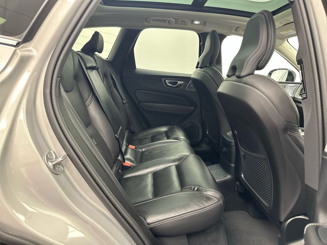 2025 Volvo XC60