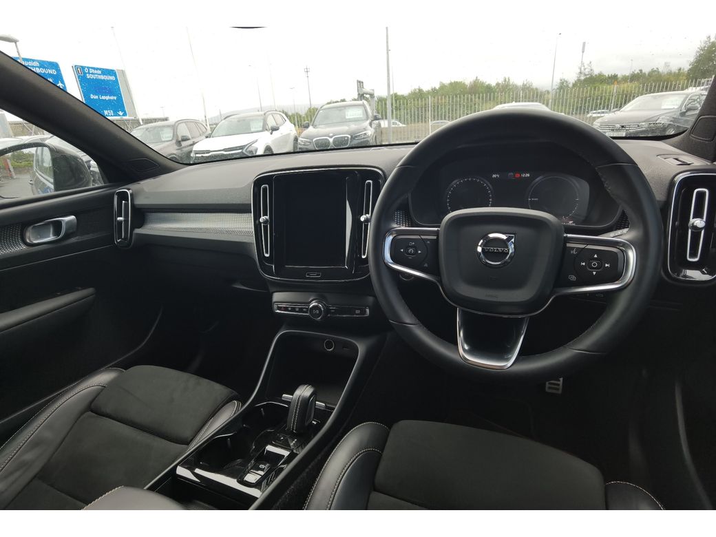2021 Volvo XC40