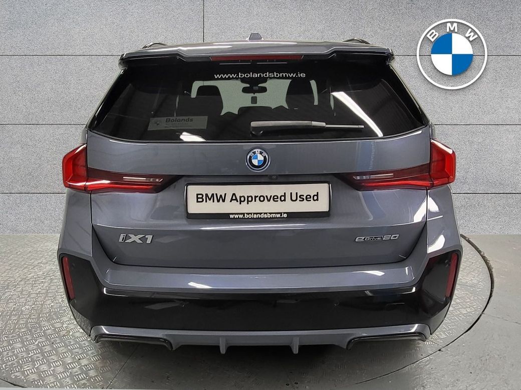 2024 BMW iX1