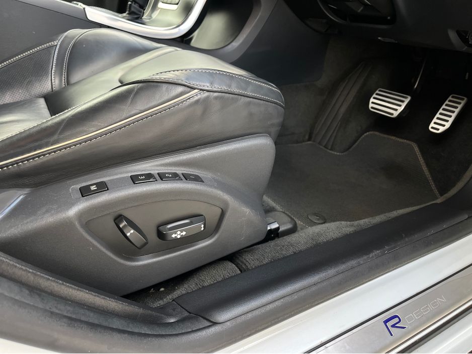 2016 Volvo V60