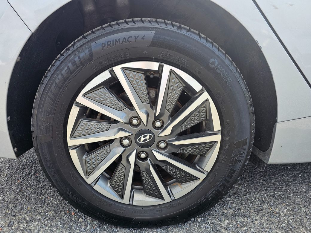 2021 Hyundai Ioniq