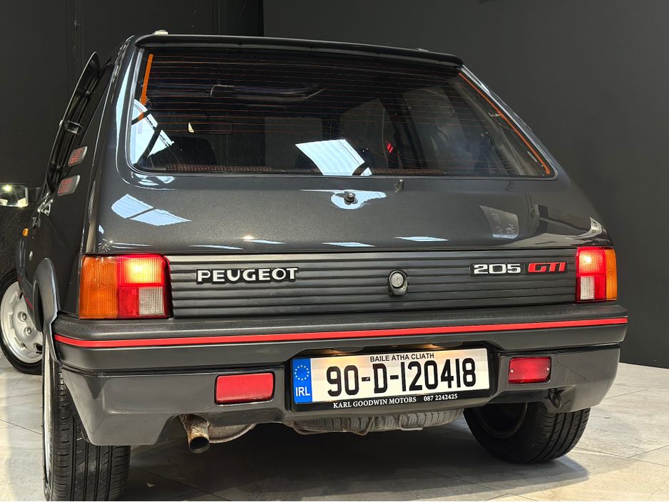 1990 Peugeot 205