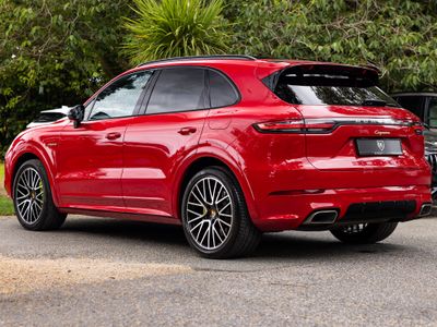 2022 Porsche Cayenne