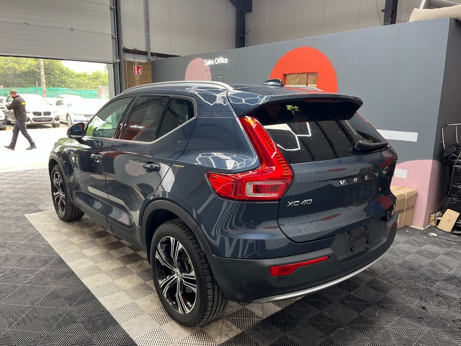 2022 Volvo XC40