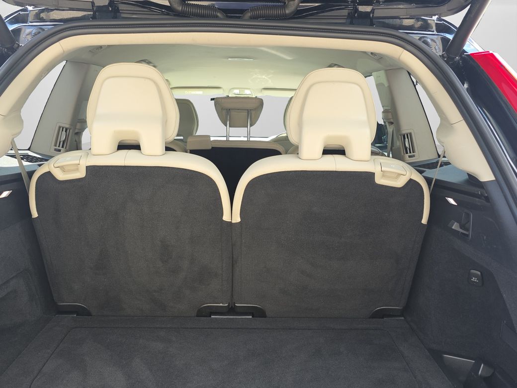 2023 Volvo XC90