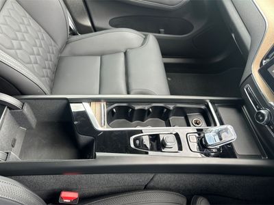 2025 Volvo XC60