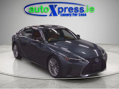 2021 Lexus IS 300h