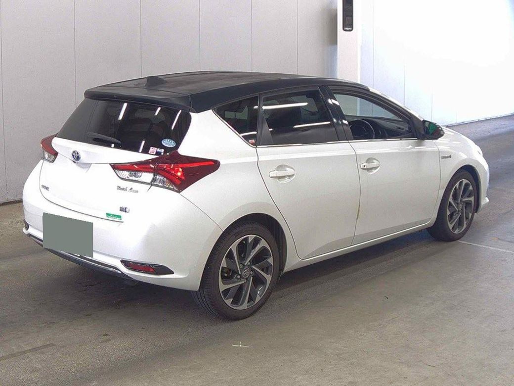 2016 Toyota Auris