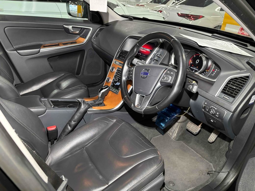 2017 Volvo XC60