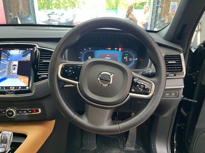 2023 Volvo XC90