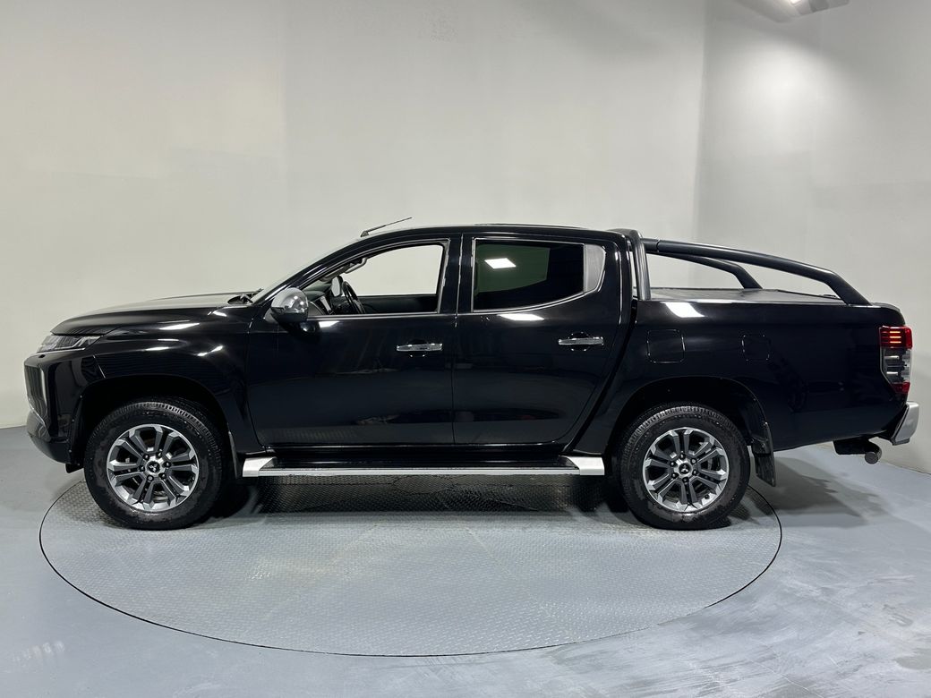 2020 Mitsubishi L200