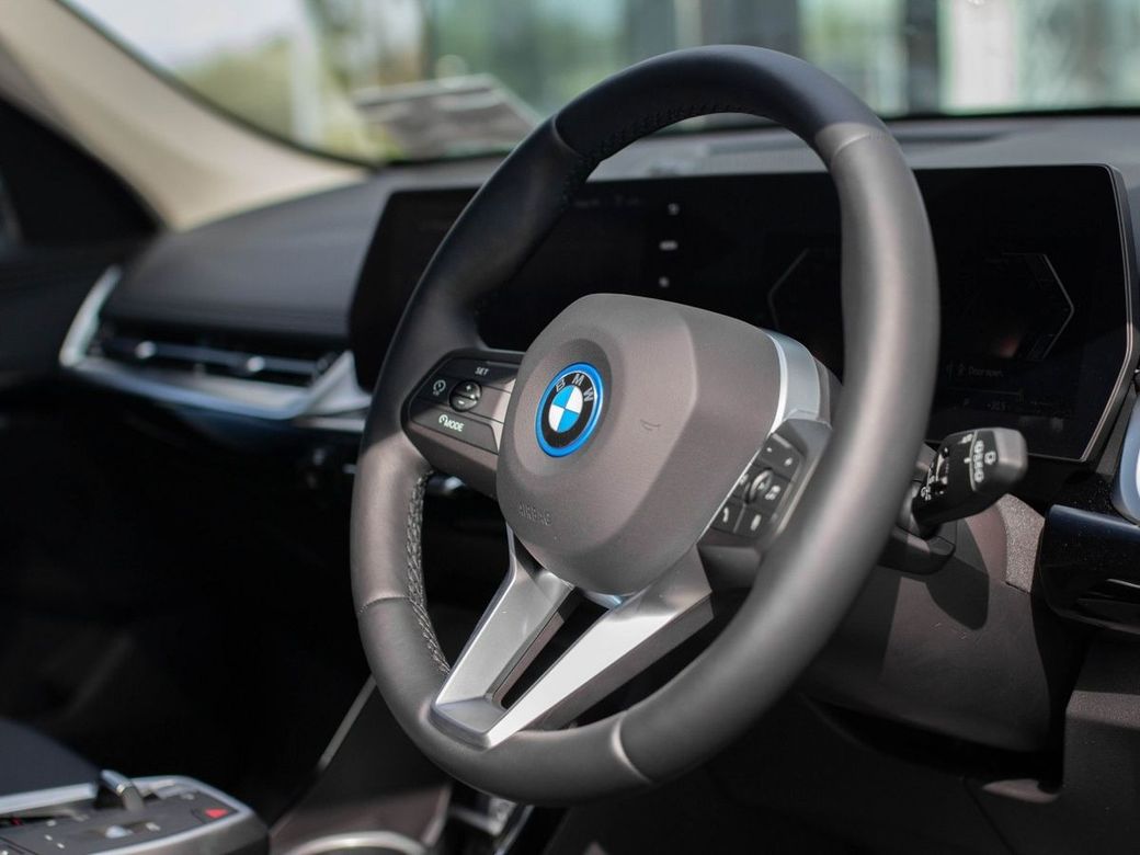 2025 BMW X1