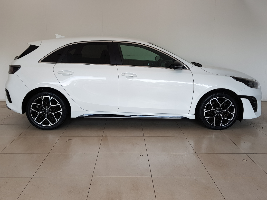 2023 Kia Ceed