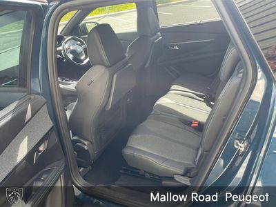 2023 Peugeot 5008