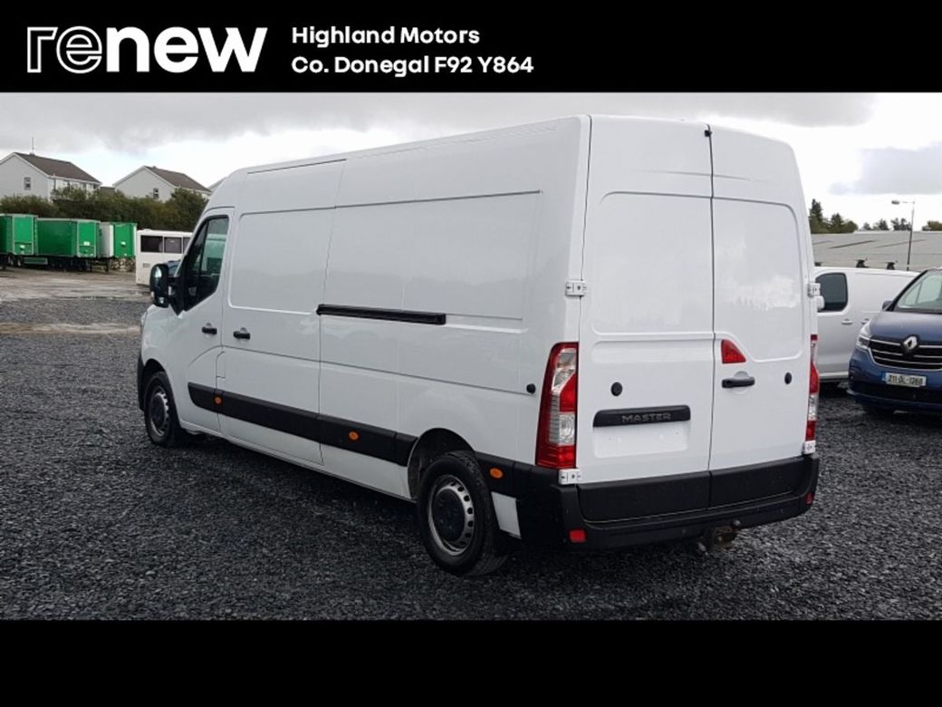 2024 Renault Master
