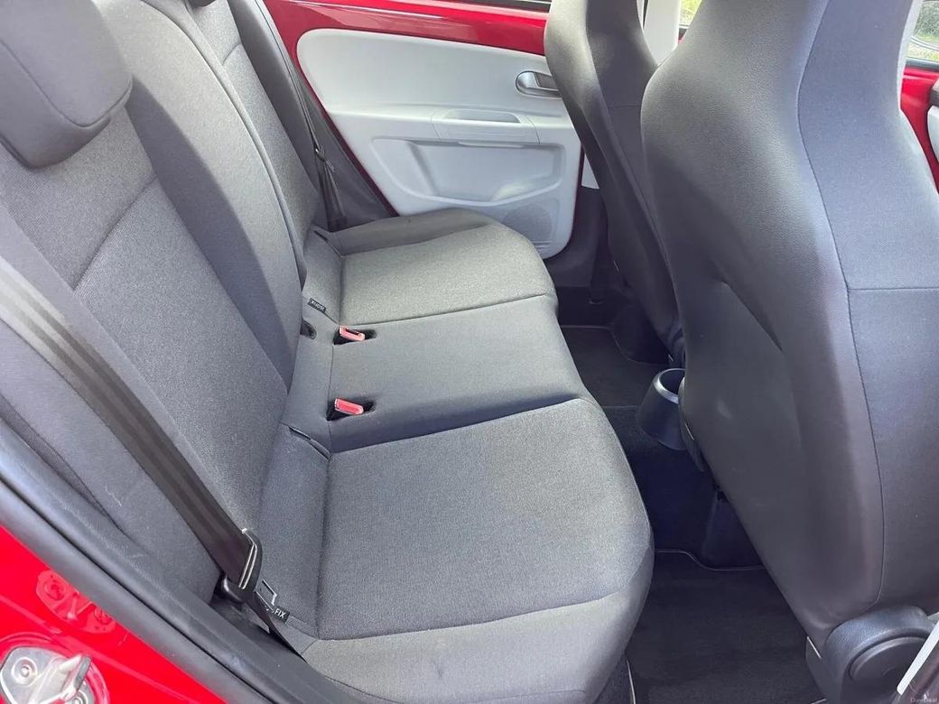 2018 Volkswagen up!