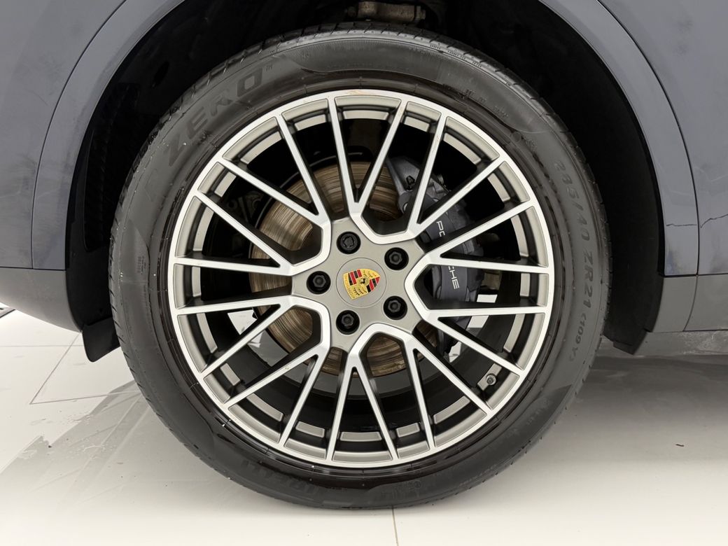 2022 Porsche Cayenne