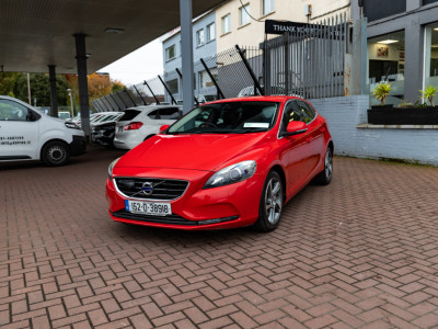 2015 Volvo V40